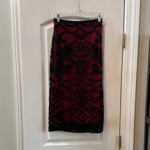 Bisou Bisou Black and Red Patterned Midi Skirt